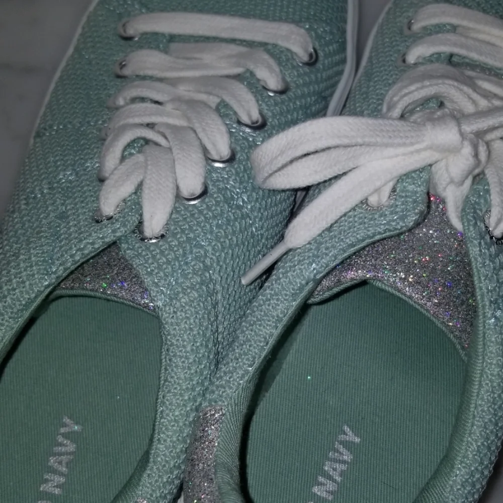 Old Navy Sneakers